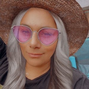 Meet your Posher, Tamara